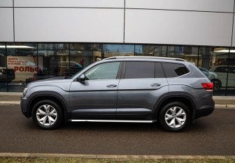 Подержанный автомобиль Volkswagen Teramont 2018 года (7 фото)