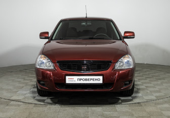 Подержанный автомобиль LADA (ВАЗ) Priora Sedan 2016 года (2 фото)