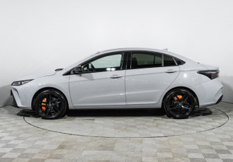 Подержанный автомобиль Omoda S5 GT 2023 года (8 фото)