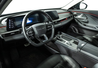 Подержанный автомобиль Chery Arrizo 8 2023 года (11 фото)