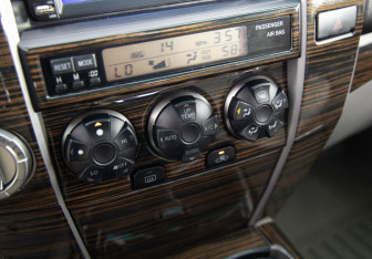 Подержанный автомобиль Toyota 4Runner 2009 года (16 фото)