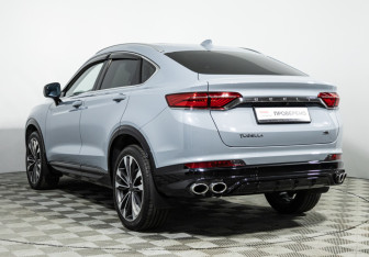 Подержанный автомобиль Geely Tugella 2023 года (7 фото)