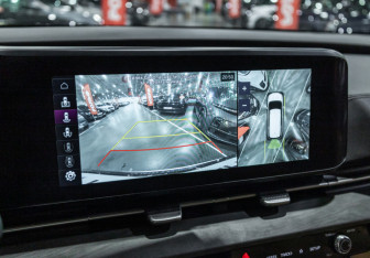 Подержанный автомобиль Kia Carnival 2020 года (26 фото)