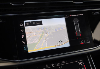Подержанный автомобиль Audi Q7 2019 года (21 фото)