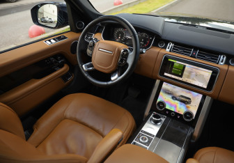 Подержанный автомобиль Land Rover Range Rover 2019 года (12 фото)