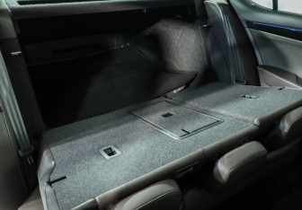 Подержанный автомобиль Skoda Superb Liftback 2016 года (27 фото)