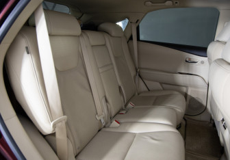 Подержанный автомобиль Lexus RX 2014 года (10 фото)