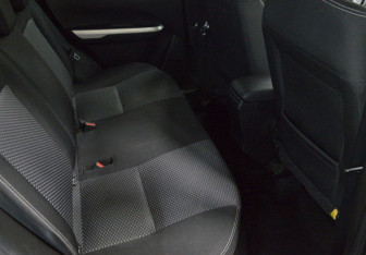 Подержанный автомобиль Suzuki Vitara 2018 года (13 фото)