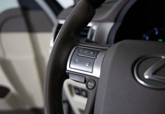 Подержанный автомобиль Lexus GX 2014 года (22 фото)