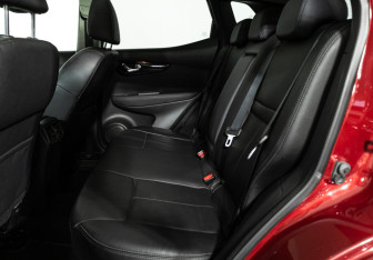 Подержанный автомобиль Nissan Qashqai 2014 года (10 фото)