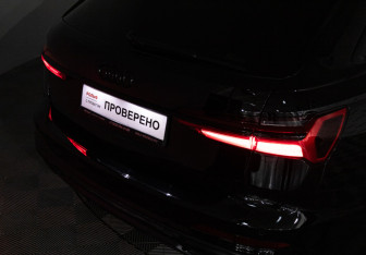 Подержанный автомобиль Audi A6 Wagon 2018 года (26 фото)