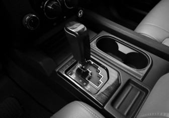 Подержанный автомобиль Toyota Tundra 2014 года (15 фото)