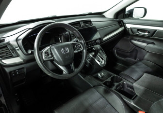Подержанный автомобиль Honda CR-V 2019 года (11 фото)