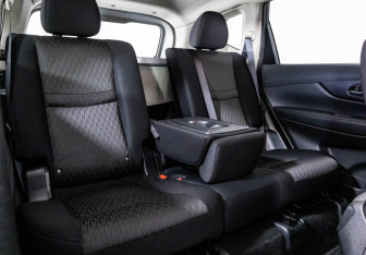 Подержанный автомобиль Nissan X-Trail 2018 года (22 фото)