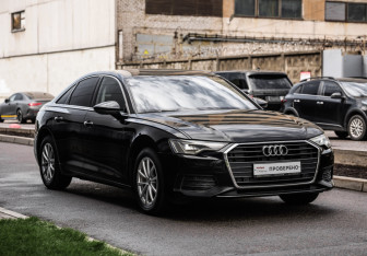 Подержанный автомобиль Audi A6 Sedan 2020 года (5 фото)