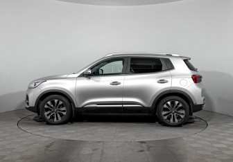 Подержанный автомобиль Chery Tiggo 4 2021 года (8 фото)