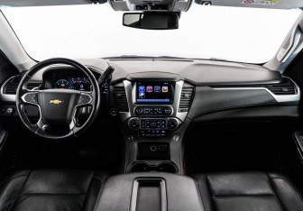Подержанный автомобиль Chevrolet Tahoe 2017 года (10 фото)
