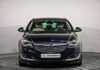 Подержанный автомобиль Opel Insignia Wagon 2014 года (2 фото)