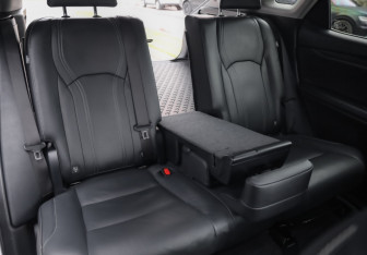 Подержанный автомобиль Lexus RX 2018 года (33 фото)