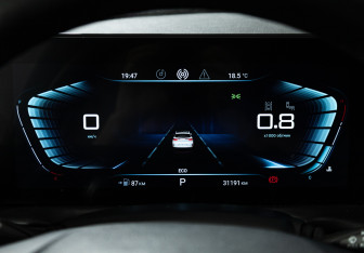Подержанный автомобиль Exeed TXL 2023 года (12 фото)
