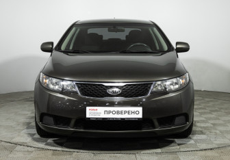 Подержанный автомобиль Kia Cerato Sedan 2010 года (2 фото)