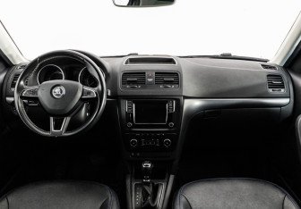 Подержанный автомобиль Skoda Yeti 2017 года (10 фото)