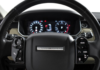 Подержанный автомобиль Land Rover Range Rover Sport 2018 года (17 фото)