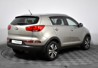 Подержанный автомобиль Kia Sportage 2014 года (5 фото)