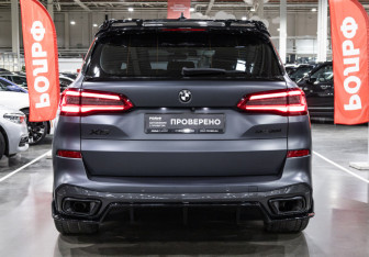 Подержанный автомобиль BMW X5 2019 года (13 фото)