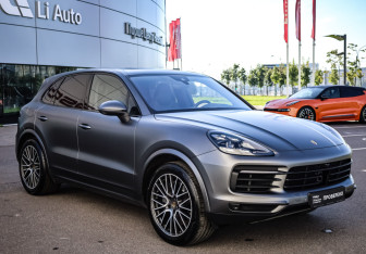 Подержанный автомобиль Porsche Cayenne 2018 года (5 фото)