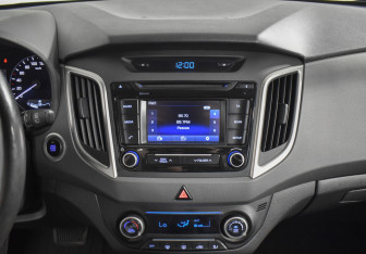 Подержанный автомобиль Hyundai Creta 2018 года (15 фото)