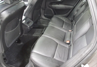 Подержанный автомобиль Volvo V90 2018 года (11 фото)