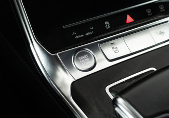 Подержанный автомобиль Audi A6 Sedan 2018 года (21 фото)