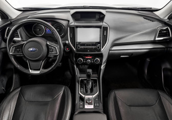 Подержанный автомобиль Subaru Forester Suv 2019 года (14 фото)