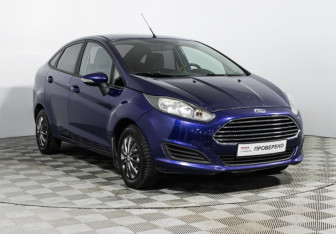 Подержанный автомобиль Ford Fiesta Sedan 2015 года (3 фото)