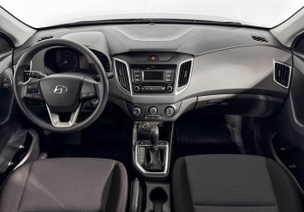 Подержанный автомобиль Hyundai Creta 2019 года (14 фото)