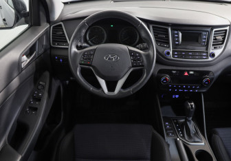 Подержанный автомобиль Hyundai Tucson 2018 года (10 фото)
