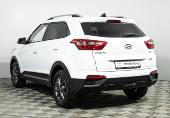 Подержанный автомобиль Hyundai Creta 2020 года (7 фото)