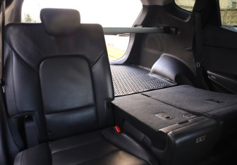 Подержанный автомобиль Hyundai Santa Fe 2012 года (32 фото)