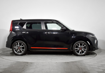 Подержанный автомобиль Kia Soul 2020 года (4 фото)