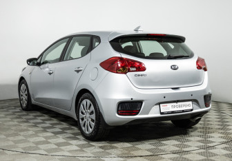 Подержанный автомобиль Kia Ceed Hatchback 2018 года (7 фото)