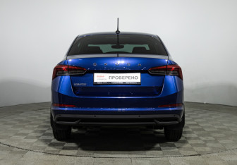 Подержанный автомобиль Skoda Rapid Liftback 2020 года (6 фото)