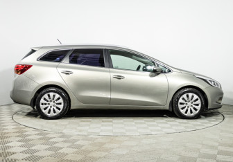 Подержанный автомобиль Kia Ceed Wagon 2013 года (4 фото)