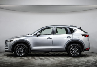 Подержанный автомобиль Mazda CX-5 2018 года (8 фото)