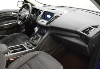 Подержанный автомобиль Ford Kuga 2019 года (12 фото)