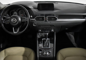 Подержанный автомобиль Mazda CX-5 2019 года (15 фото)