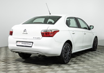 Подержанный автомобиль Citroen C-Elysee 2013 года (5 фото)