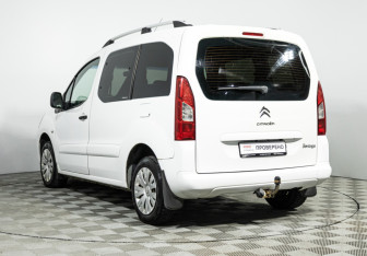 Подержанный автомобиль Citroen Berlingo 2012 года (7 фото)