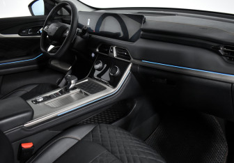 Подержанный автомобиль Exeed TXL 2023 года (13 фото)