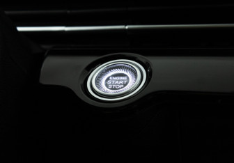 Подержанный автомобиль Omoda C5 2024 года (24 фото)